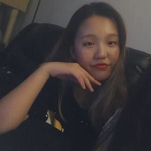 Meet your Posher, Yanhong